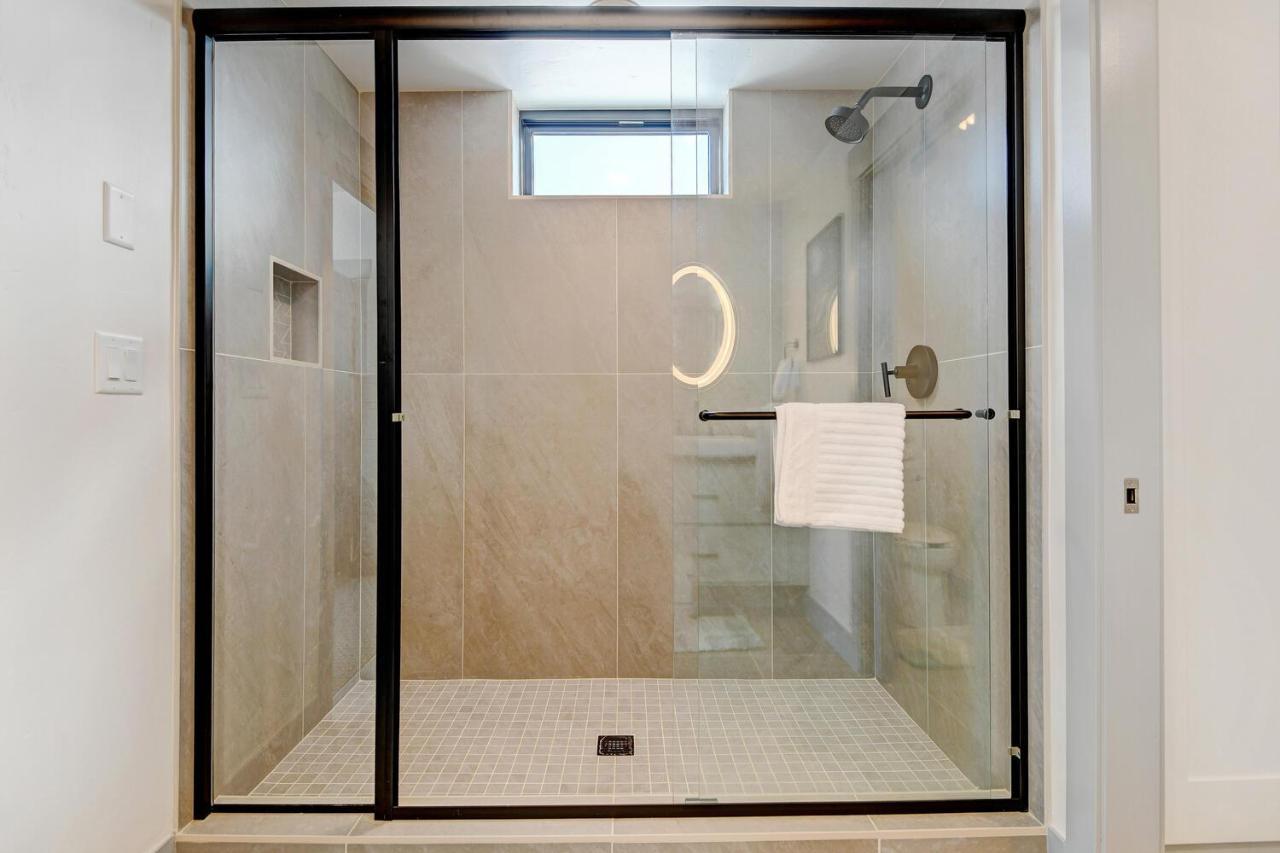 New Luxury Condo 2202 With Hot Tub, Ac & Great Views - 500 Dollars Of Free Activities & Equipment Rentals Daily Уинтър Парк Екстериор снимка